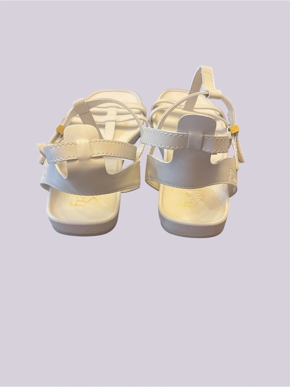 Franco Sarto Evan Women’s Ivory Flat Strappy Sandals Size 7.5M Adjustable Ankle